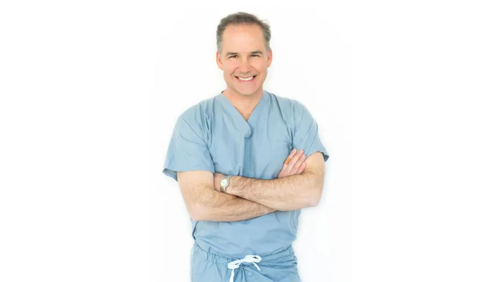 Why Choose Dr Tom Sterry for a Neck Lift in NYC