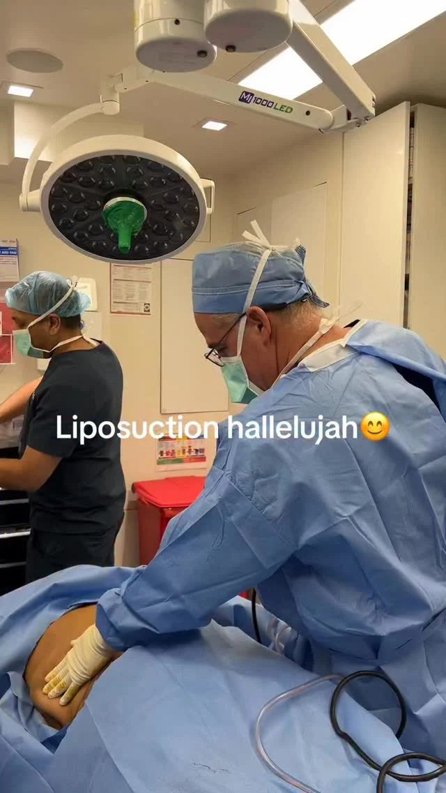 Real patients. Real results. Real confidence. Hallelujah 🤍

At our practice, every result is built on precision, safety, and trust. This is what expert contouring looks like! 
#nycplasticsurgeon #drsterry #liposuction #hallelujah #justinbieber